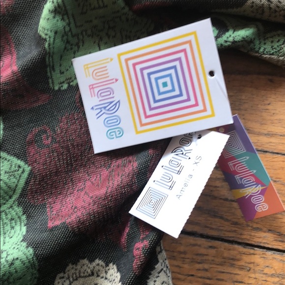 Woman’s lularoe dress size xs new comfortable - Picture 2 of 4